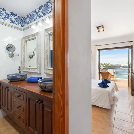 Casa Luna By Escape بلايا بلانكا